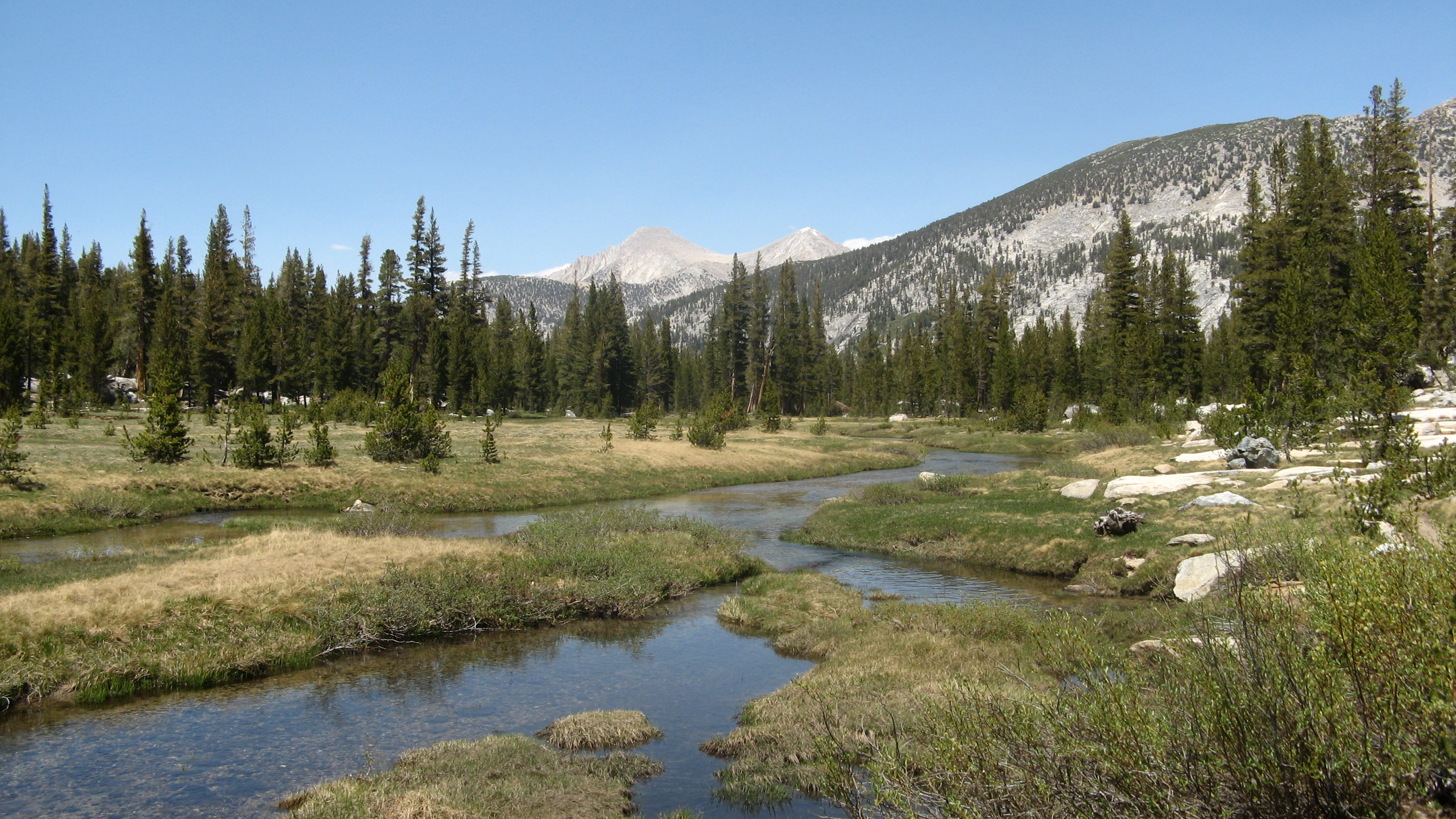 PCT 2007 Day 82 – Piute Pass Trail – Bear Ridge Trail Junction – One of ...