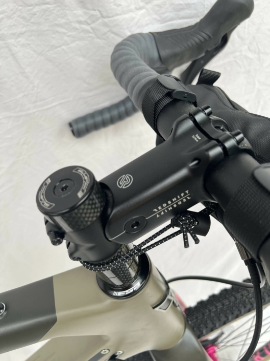 Redshift 90mm Stem / FSA Orbit Headset, gravel bike, adventure bike